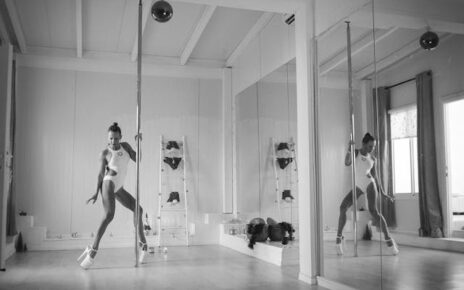 Jakie są zalety longsleeve do pole dance?